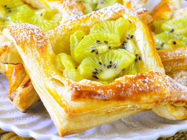 Сочный десерт с киви, который покорит вас своей оригинальностью