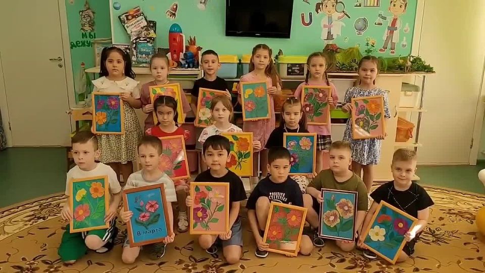 ����� ������ � ������� - � 8 �����