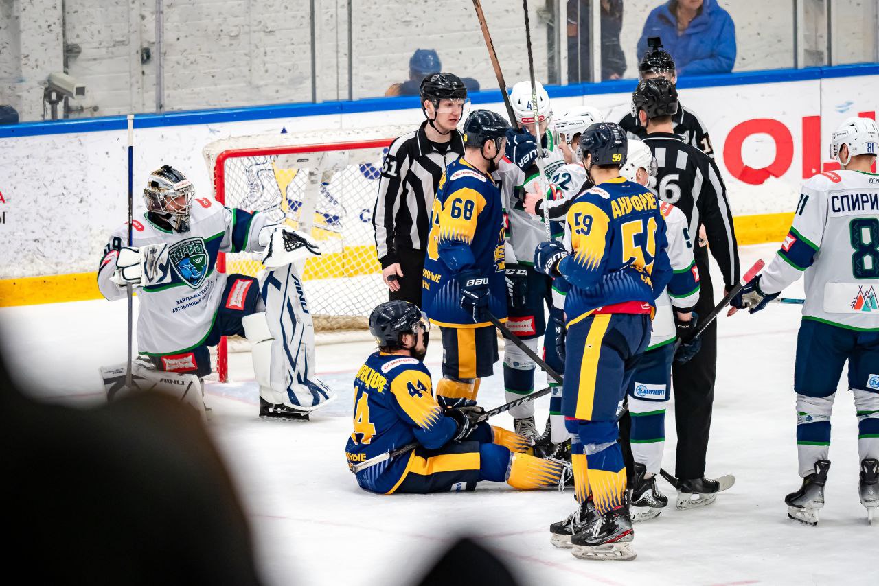 «Югра» разгромила аутсайдера ВХЛ, установив очередной рекорд лиги «Югра» разгромила аутсайдера ВХЛ, установив очередной рекорд лиги