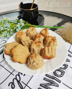 Кето-десерты: печенье или кексы — выбирайте свой вариант