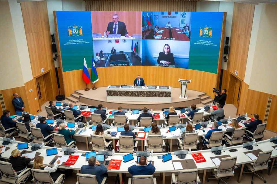 � 2025 ���� � ���� ������������� 890 ��������� �� 112 ����������� �������