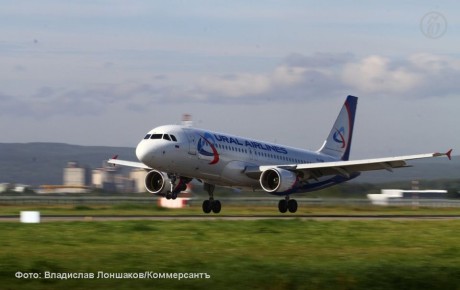 Самолет «Уральских авиалиний» экстренно сел в аэропорту Нижневартовска (ХМАО) для госпитализации пассажира