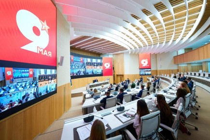 � ���� ������� ����� 700 ����������� �� ��� ������