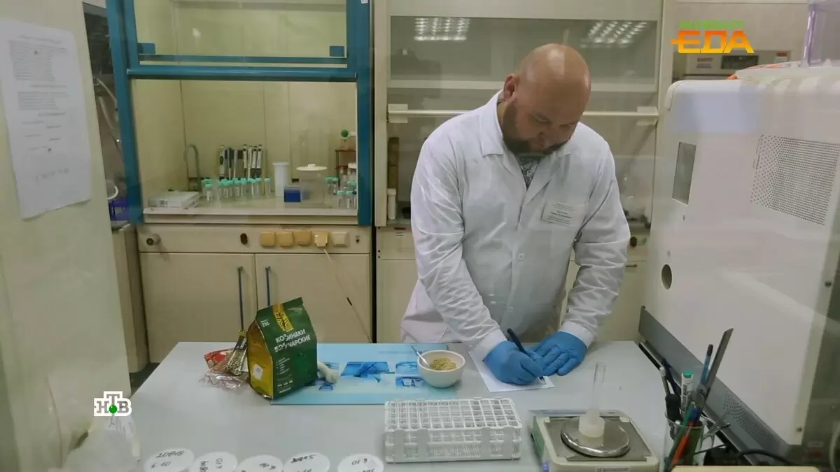 Козинаки под микроскопом: сколько в них скрытых канцерогенов?