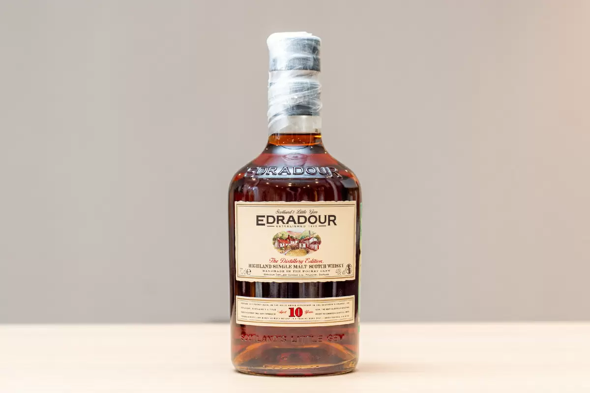 Наблюдение за шотландскими дымами и янтарной классикой Edradour