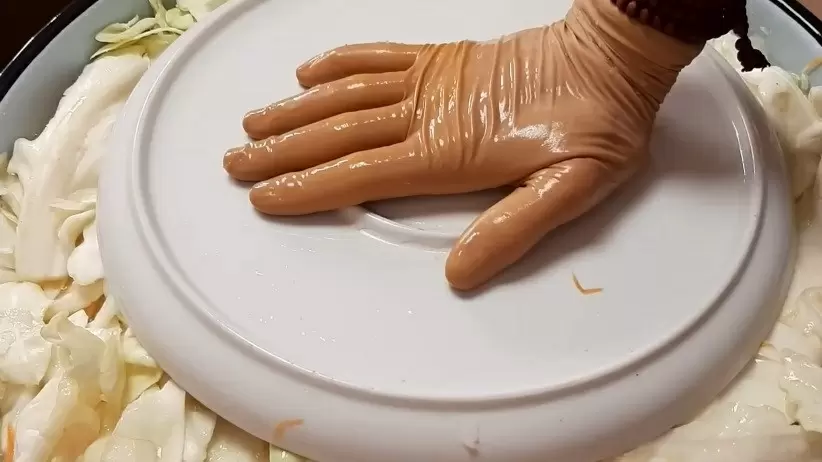 Квашеная капуста без протыкания: как ошибки меняют вкус