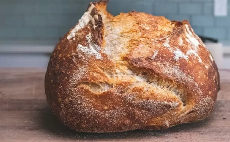 Домашний хлеб всего за 25 минут: простота и уют в каждой буханке