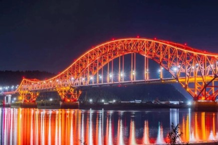 Знаменитый мост «Красный дракон» в Ханты-Мансийске ждёт масштабное обновление