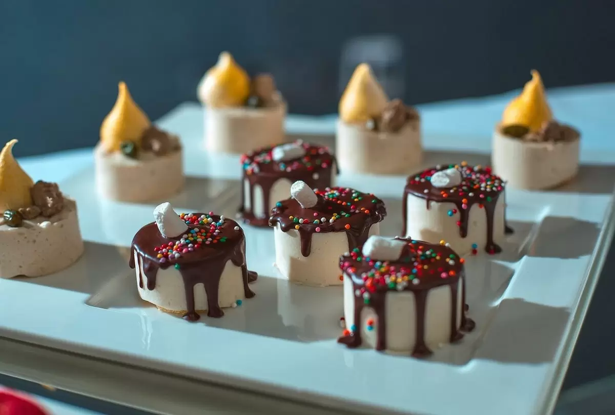 10 необычных десертов для весеннего праздника 8 марта