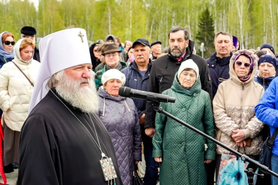 В Ханты-Мансийске заложили камень в основание храма в память о жертвах репрессий В Ханты-Мансийске заложили камень в основание храма в память о жертвах репрессий