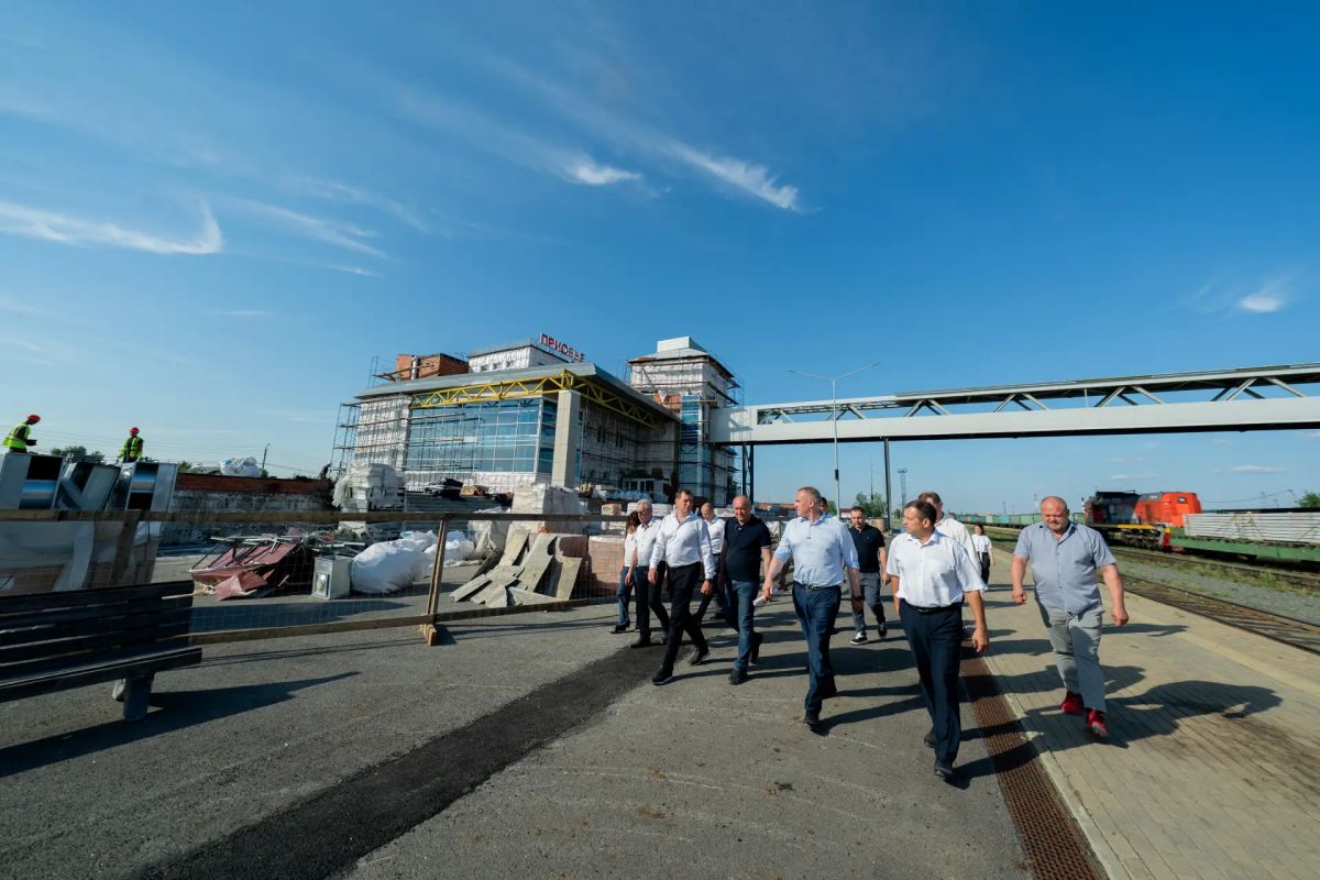 Руслан Кухарук: Продолжил рабочую поездку в поселках Приобье и Сергино Октябрьского района Руслан Кухарук: Продолжил рабочую поездку в поселках Приобье и Сергино Октябрьского района
