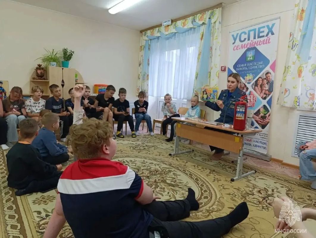 О правилах пожарной безопасности напомнили школьникам в центре «Успех» О правилах пожарной безопасности напомнили школьникам в центре «Успех»