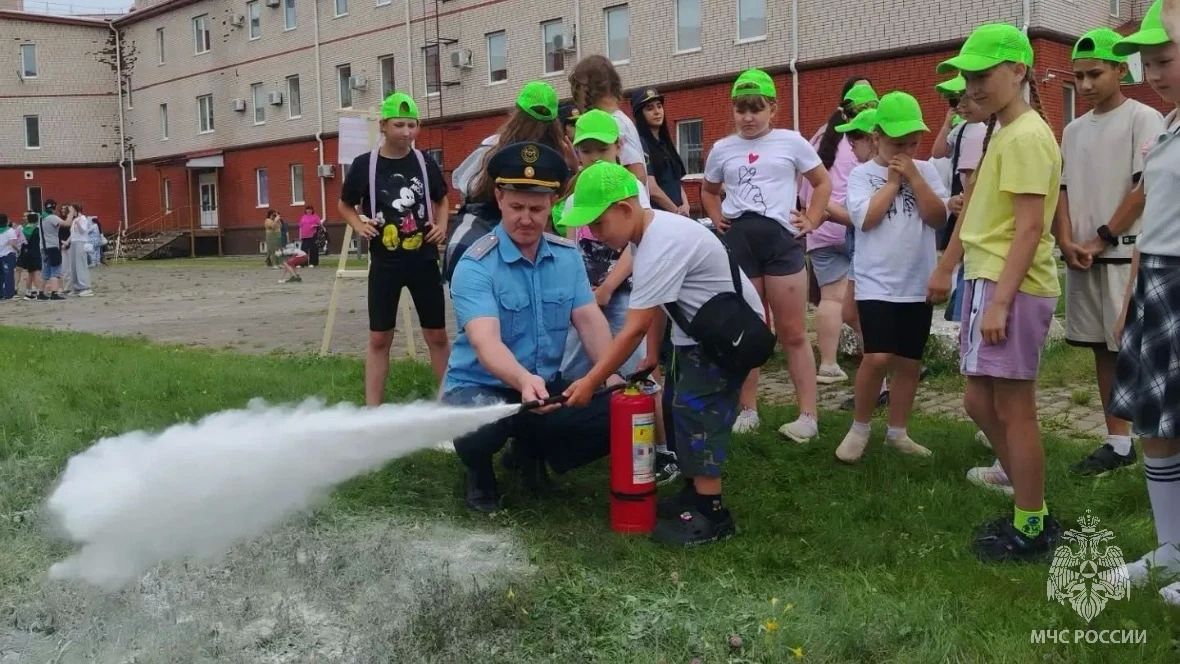 Для детей из летних лагерей Кондинского района проведён фестиваль-конкурс «День безопасности» Для детей из летних лагерей Кондинского района проведён фестиваль-конкурс «День безопасности»