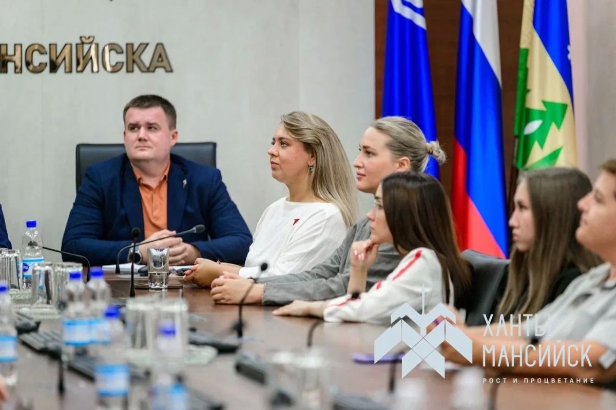 Молодежь Ханты-Мансийска и Донецка соединил телемост Молодежь Ханты-Мансийска и Донецка соединил телемост