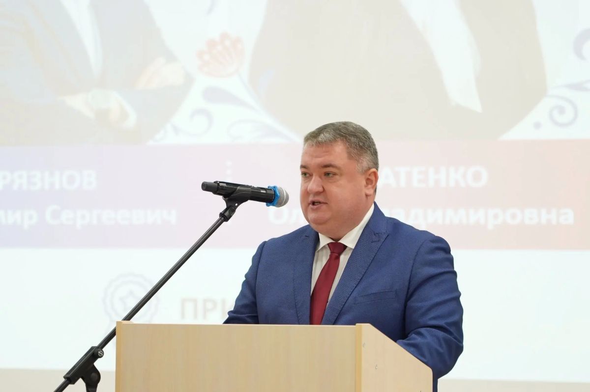 Дмитрий Кощенко: Вместе с заместителем председателя Думы Югры Натальей Леонидовной Западновой и депутатом регионального парламента Дмитрием Александровичем Аксновым был рад принять участие в ежегодном августовском совещании... Дмитрий Кощенко: Вместе с заместителем председателя Думы Югры Натальей Леонидовной Западновой и депутатом регионального парламента Дмитрием Александровичем Аксновым был рад принять участие в ежегодном августовском совещании...