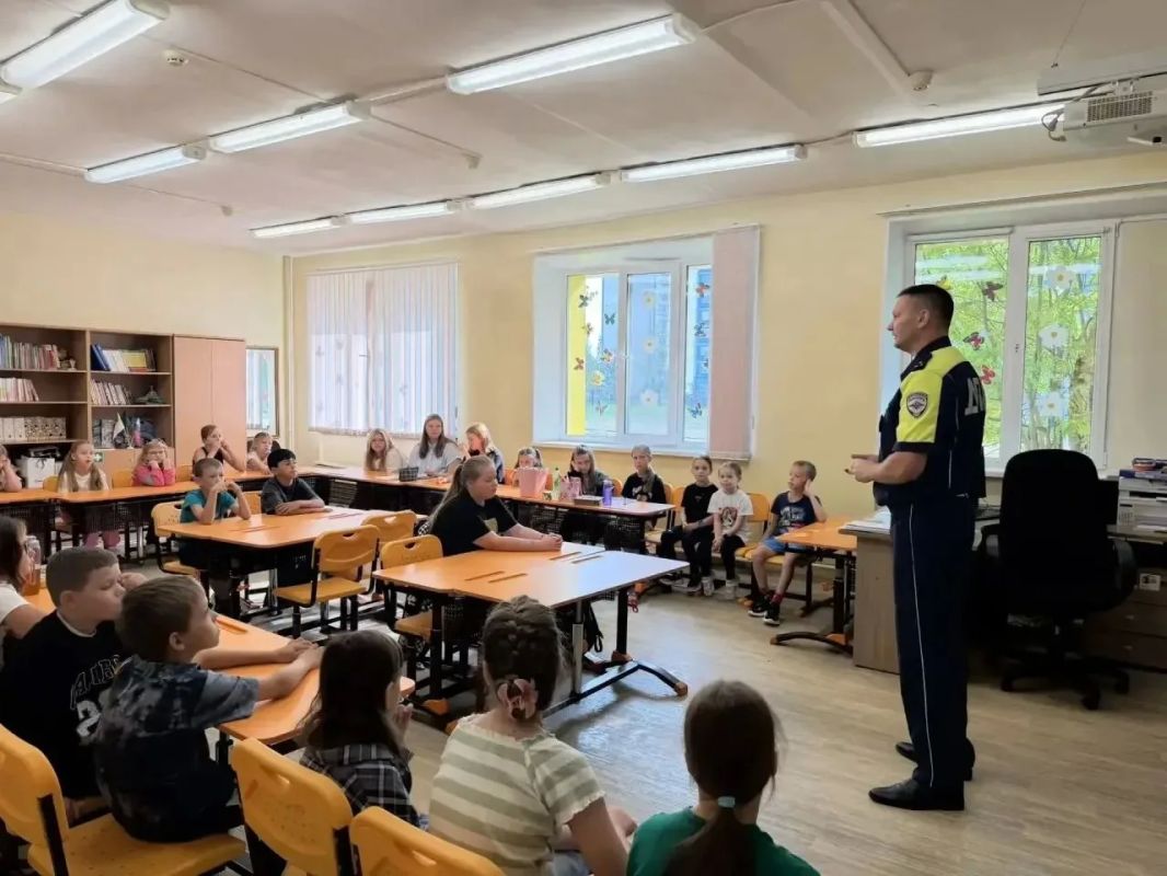В округе продолжается профилактическая акция «Внимание, дети!» В округе продолжается профилактическая акция «Внимание, дети!»