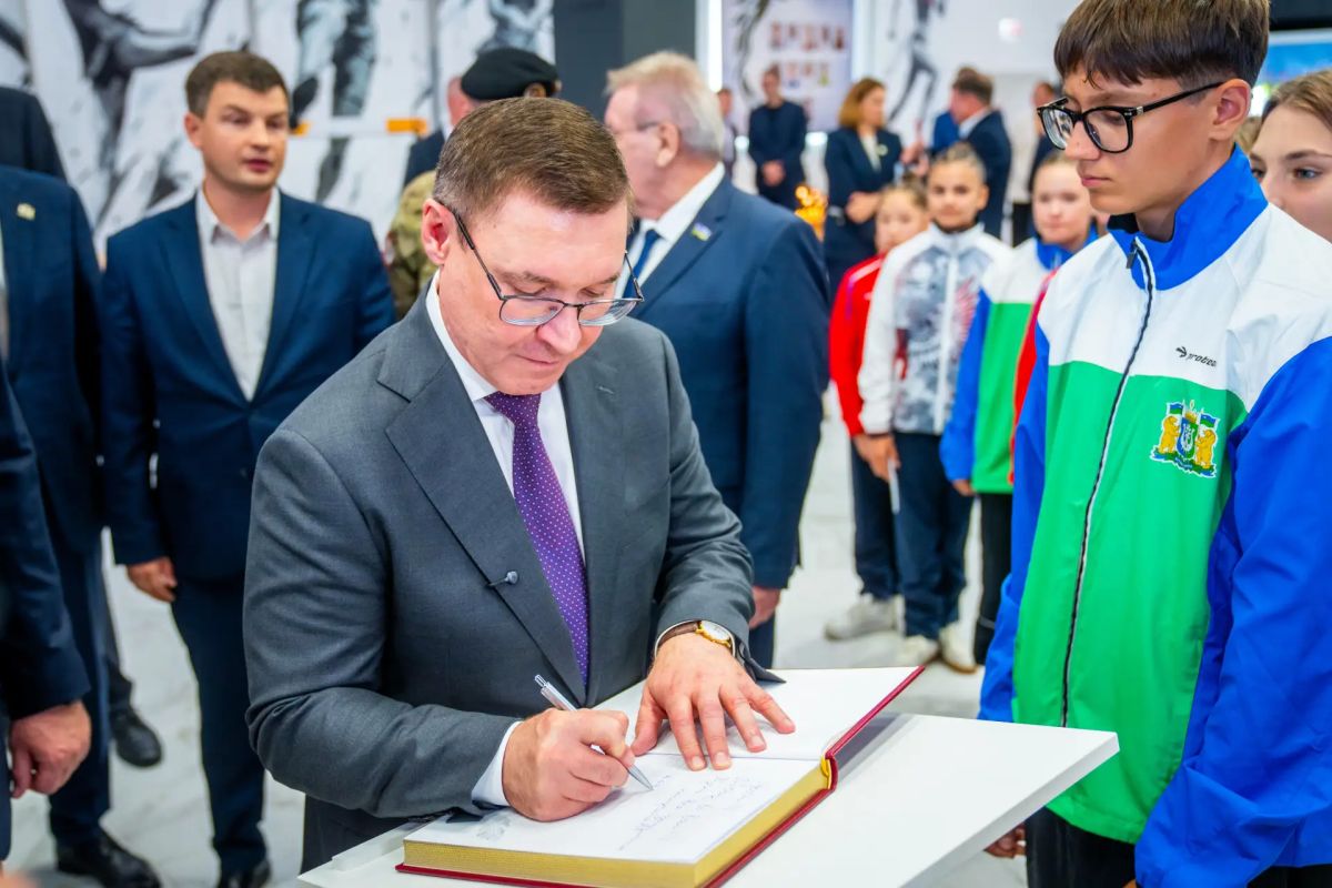 В память о тех, чьи мечты продолжают жить В память о тех, чьи мечты продолжают жить
