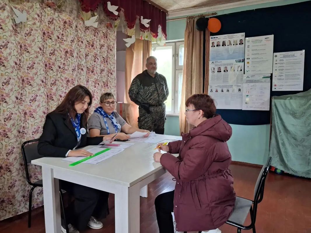 В Югре продолжается голосование жителей, проживающих в труднодоступных местностях В Югре продолжается голосование жителей, проживающих в труднодоступных местностях