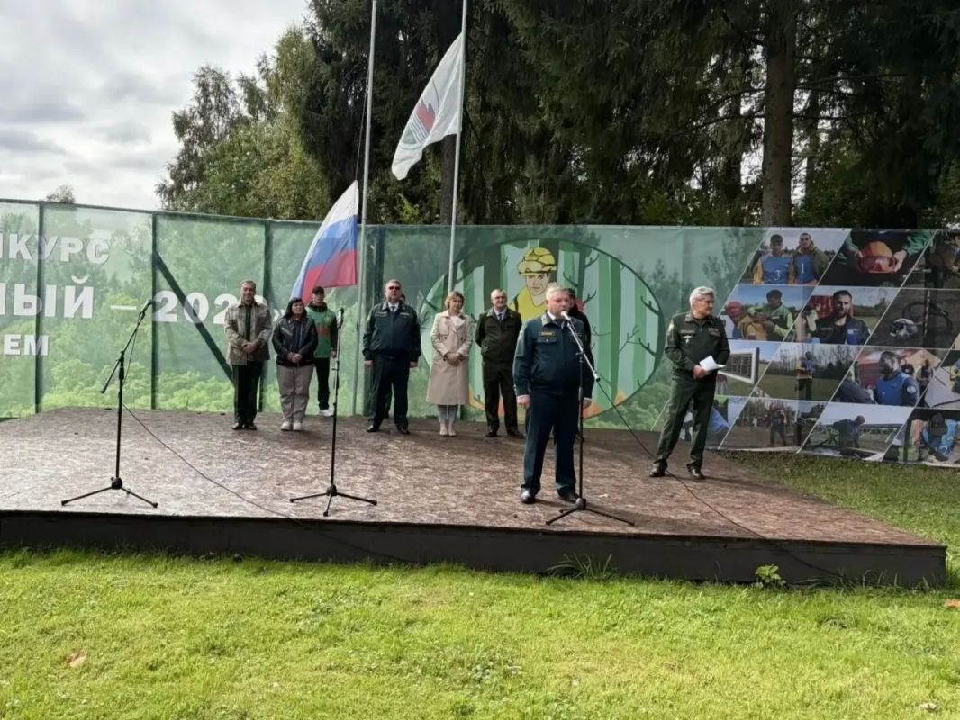 В Пушкино стартовал федеральный этап XII Всероссийского конкурса «Лучший лесной пожарный-2026» с международным участием Югру на конкурсе представляет Халид Мамедов, парашютист-пожарный Советского авиаотделения Авиалесоохраны... В Пушкино стартовал федеральный этап XII Всероссийского конкурса «Лучший лесной пожарный-2026» с международным участием Югру на конкурсе представляет Халид Мамедов, парашютист-пожарный Советского авиаотделения Авиалесоохраны...