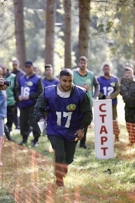 Югорчанин вошел в десятку лучших лесных пожарных Югорчанин вошел в десятку лучших лесных пожарных