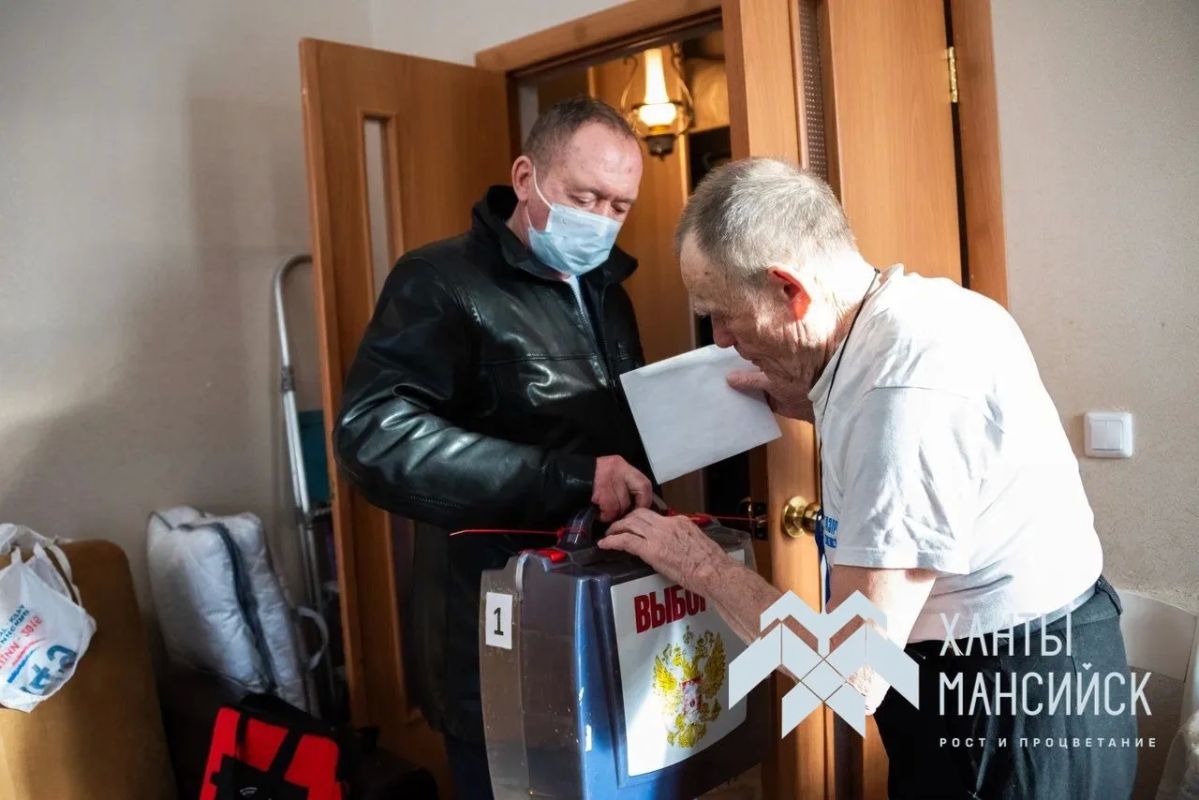 В Ханты-Мансийске стартовал приём заявлений о голосовании на дому В Ханты-Мансийске стартовал приём заявлений о голосовании на дому