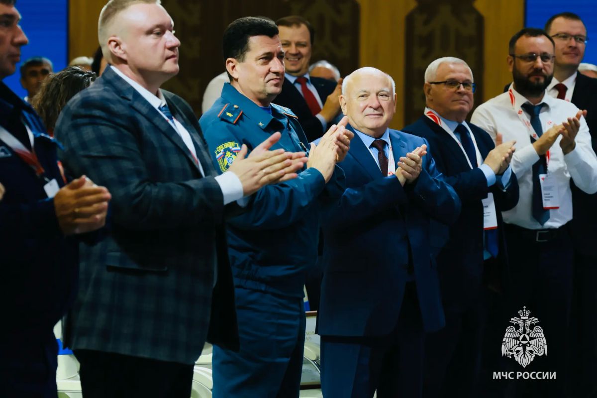 В числе тех, кто первым приходит на помощь В числе тех, кто первым приходит на помощь