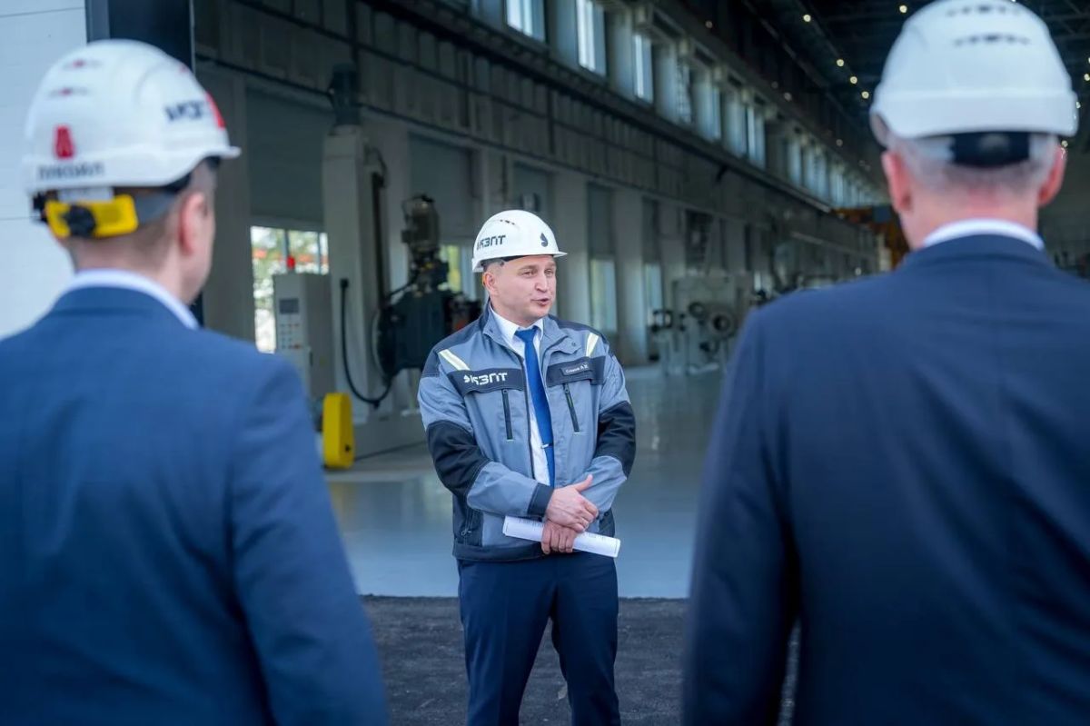В Когалыме готовят к запуску завод по производству полимерных труб для нефтяников В Когалыме готовят к запуску завод по производству полимерных труб для нефтяников