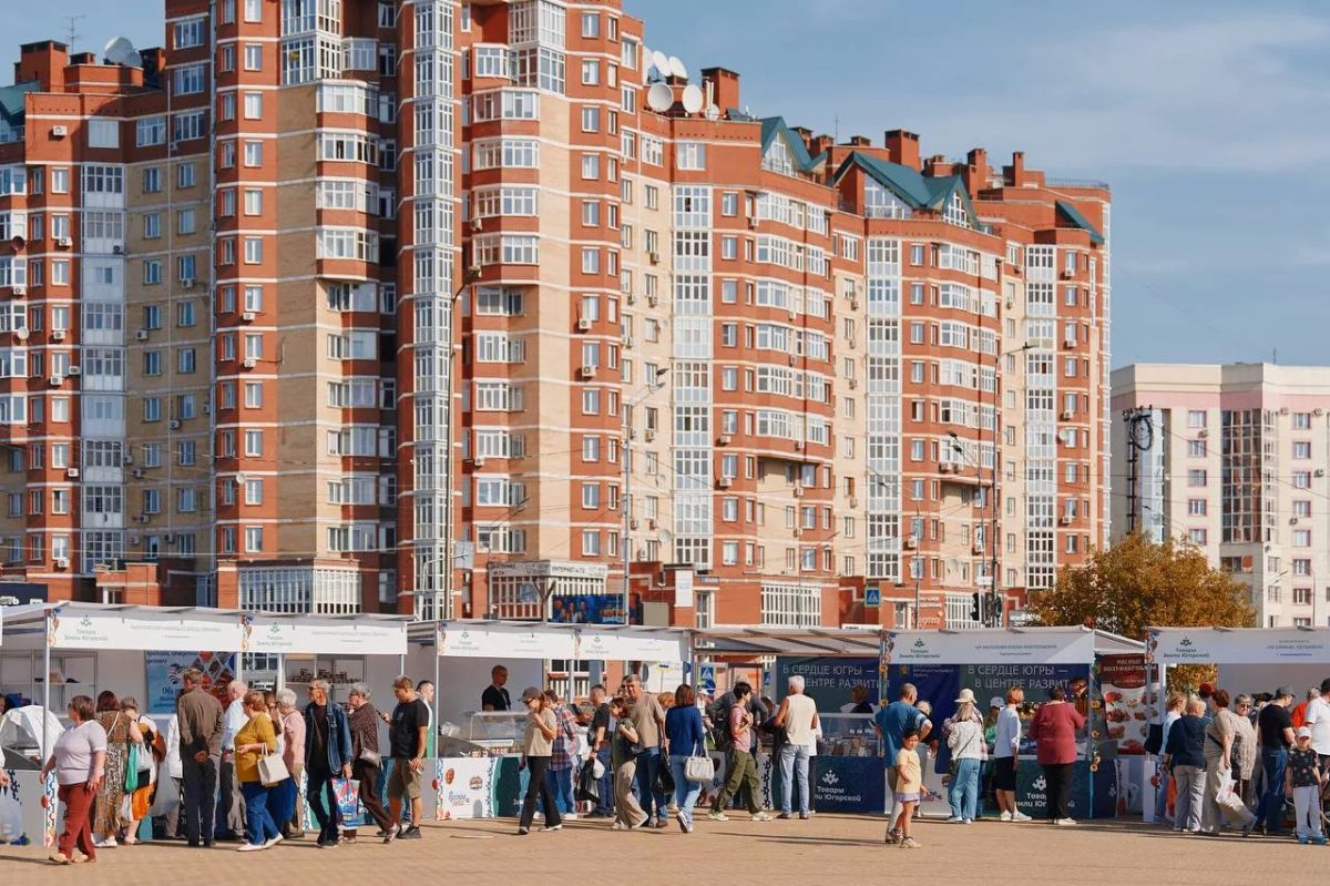 В Сургуте — вкусно: открылась выставка-ярмарка «Товары земли Югорской» В Сургуте — вкусно: открылась выставка-ярмарка «Товары земли Югорской»