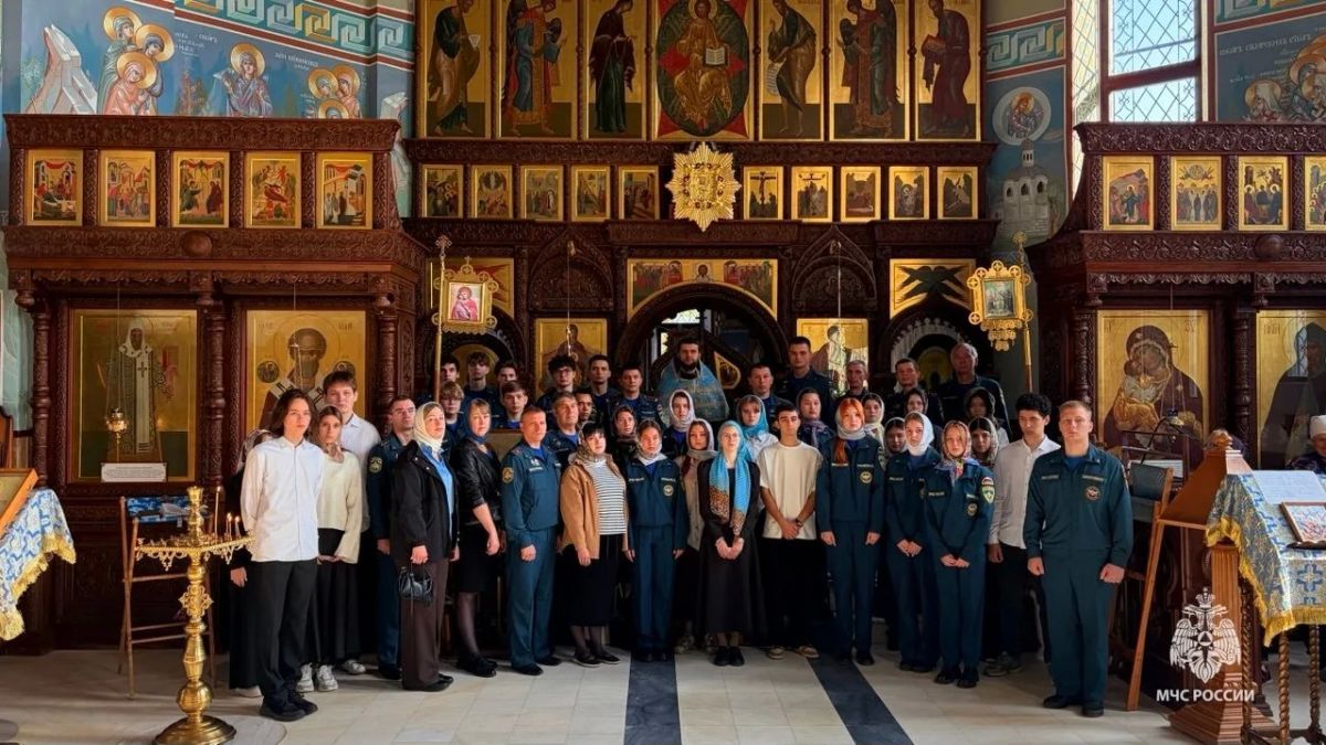 Под покровом «Неопалимой Купины» Под покровом «Неопалимой Купины»
