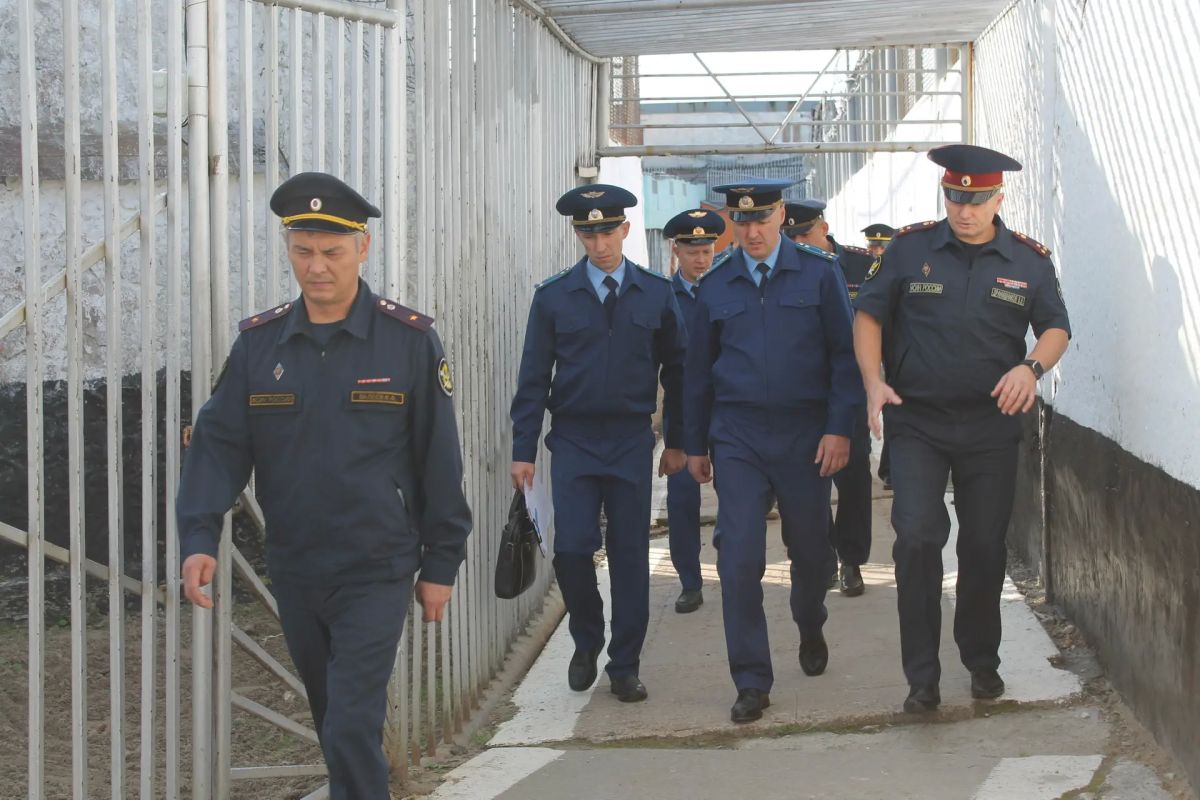 Прокурор автономного округа Дмитрий Попов осуществил проверку исправительной колонии №15