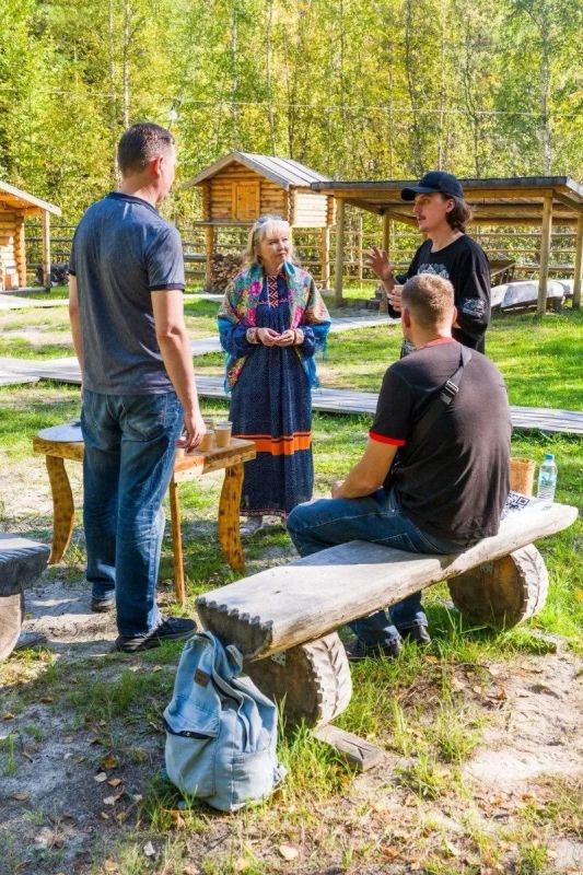 В Нижневартовске установили первую бронзовую фигуру этномаршрута В Нижневартовске установили первую бронзовую фигуру этномаршрута