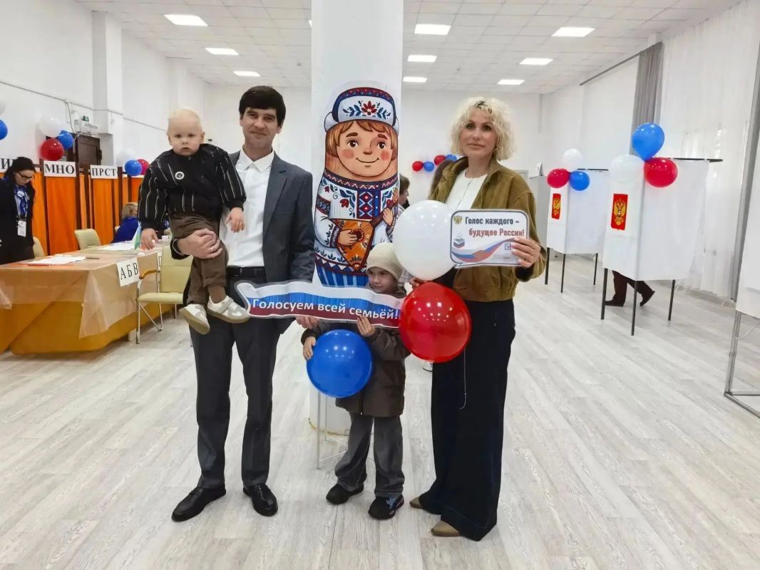 Голосуем вместе со всей страной! Голосуем вместе со всей страной!