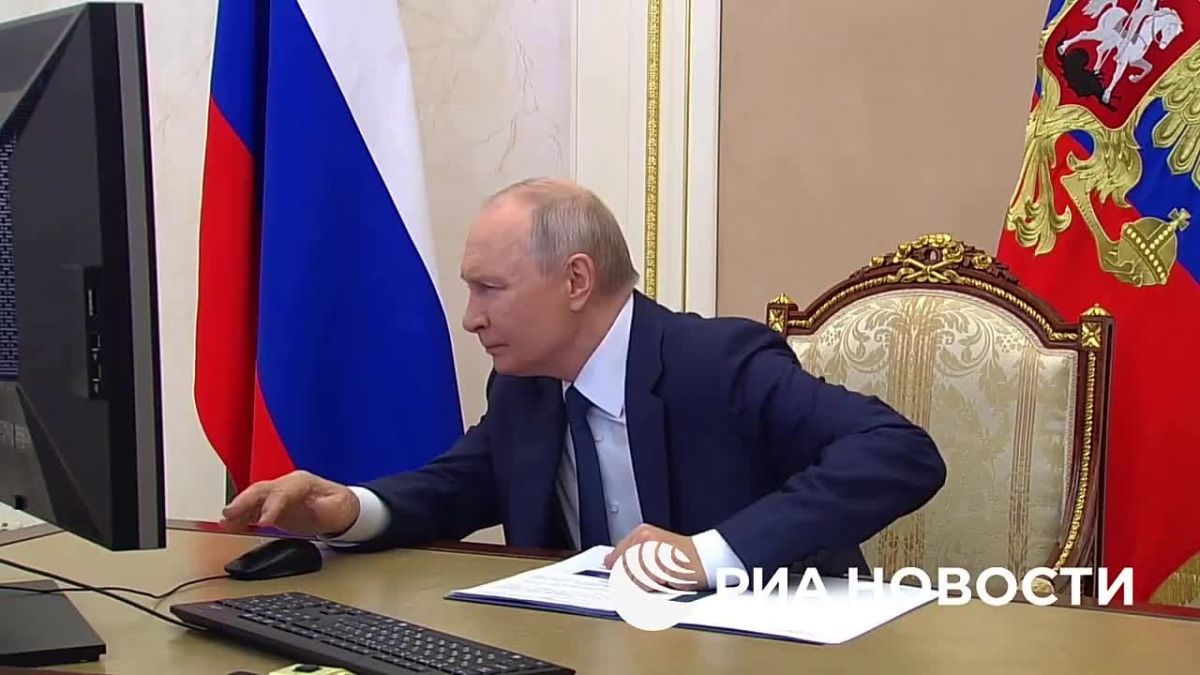 Путин проголосовал на выборах в Госдуму
