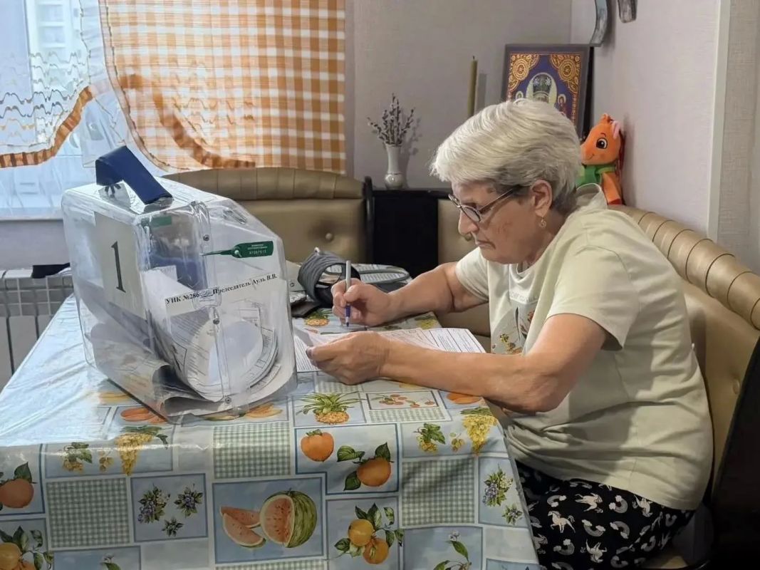 В Югре продолжается голосование вне помещений избирательных участков В Югре продолжается голосование вне помещений избирательных участков