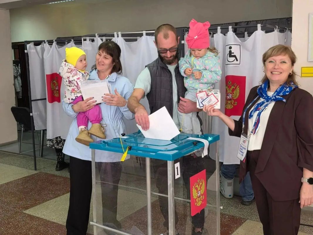 В Югре продолжается голосование В Югре продолжается голосование
