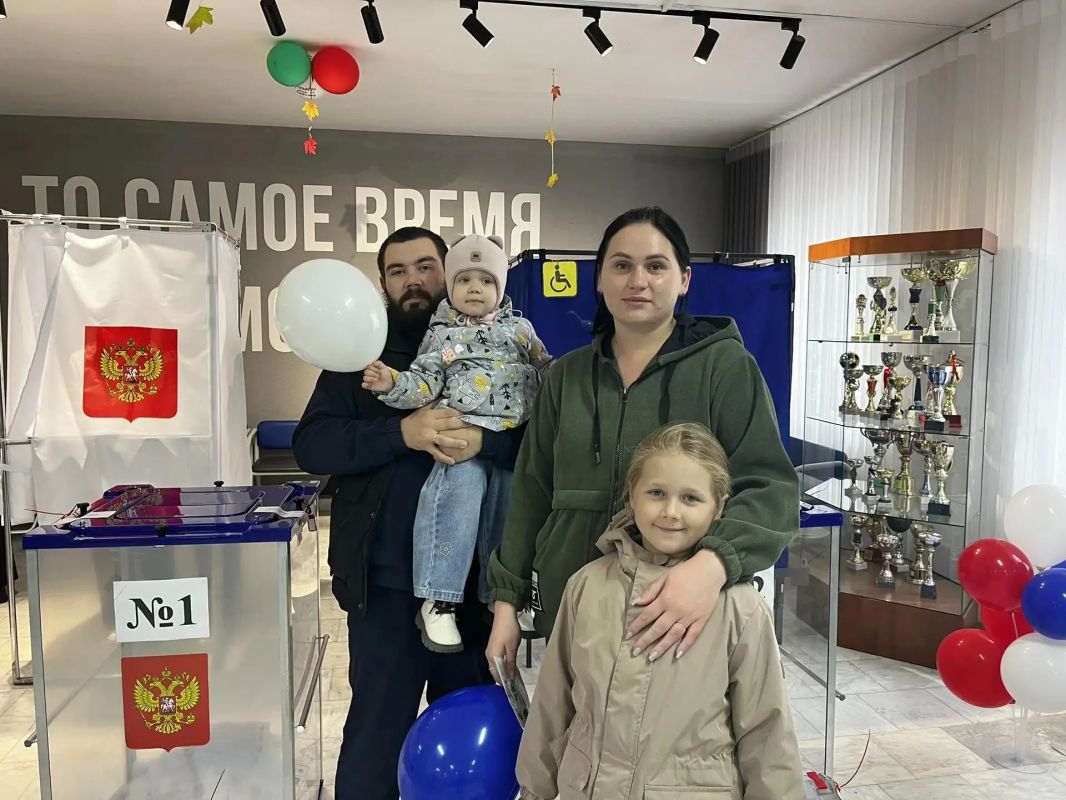 В Югре продолжается голосование на выборах в Государственную Думу РФ, Думу Ханты-Мансийского автономного округа, Тюменскую областную Думу, а также в представительные органы муниципальных образований В Югре продолжается голосование на выборах в Государственную Думу РФ, Думу Ханты-Мансийского автономного округа, Тюменскую областную Думу, а также в представительные органы муниципальных образований