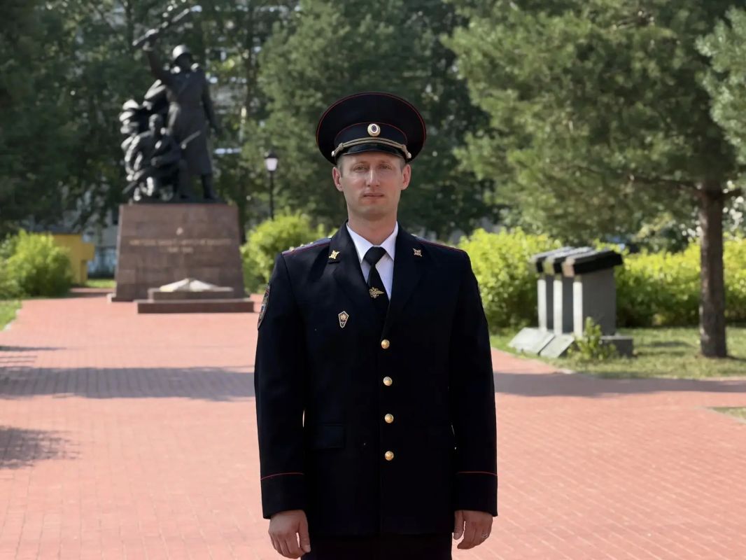 Иван Мамчур — лучший участковый Югры по итогам народного голосования