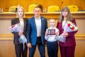 В Ханты-Мансийске вручили награды за помощь бойцам