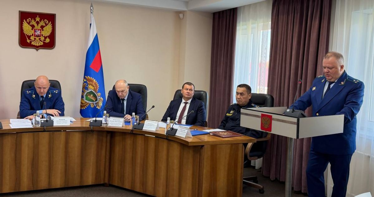 В прокуратуре округа состоялось заседание Координационного совещания руководителей правоохранительных органов по борьбе с преступностью В прокуратуре округа состоялось заседание Координационного совещания руководителей правоохранительных органов по борьбе с преступностью