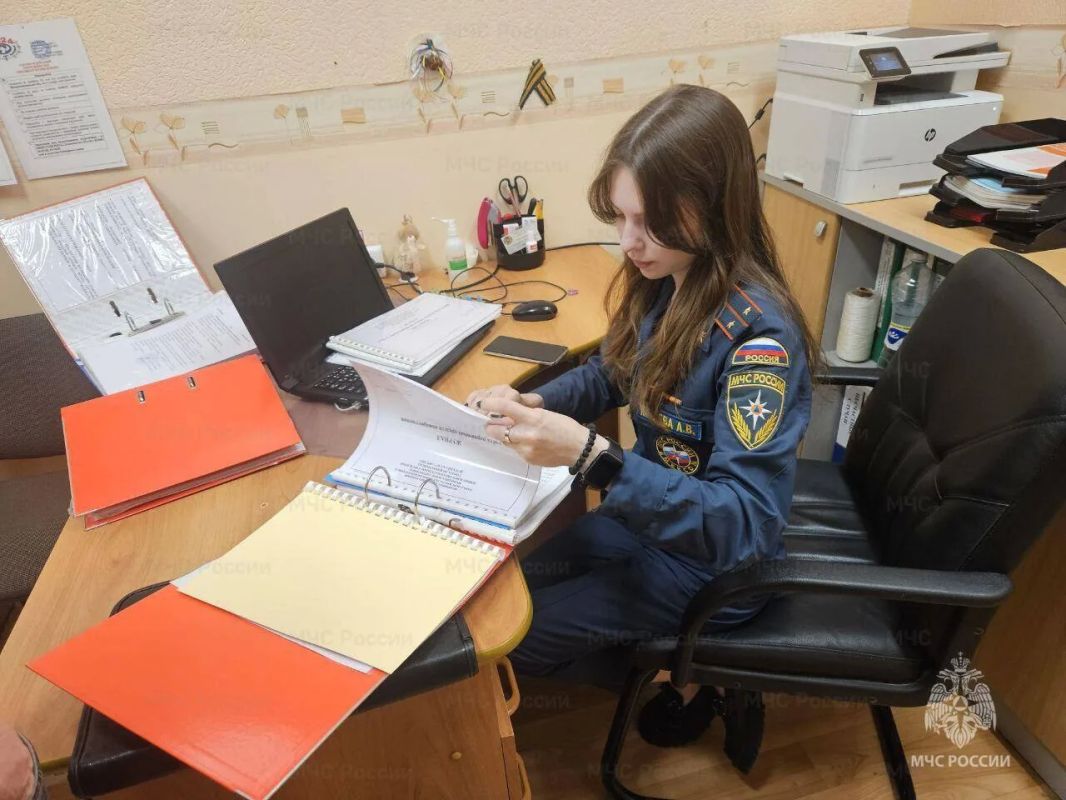 В Югре определили лучших специалистов надзорной деятельности В Югре определили лучших специалистов надзорной деятельности
