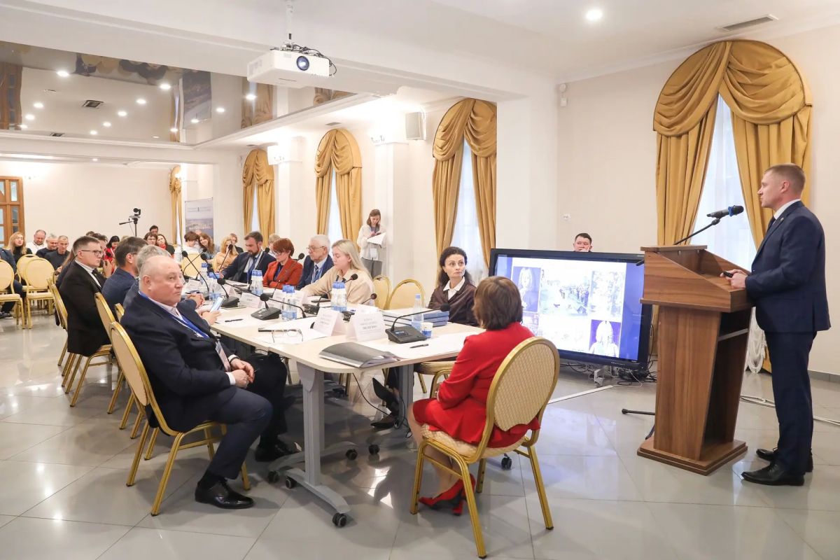 Департамент культуры Югры в партнерстве с Комитетом по культуре Санкт-Петербурга провел круглый стол на полях XII Санкт-Петербургского международного форума объединенных культур Департамент культуры Югры в партнерстве с Комитетом по культуре Санкт-Петербурга провел круглый стол на полях XII Санкт-Петербургского международного форума объединенных культур