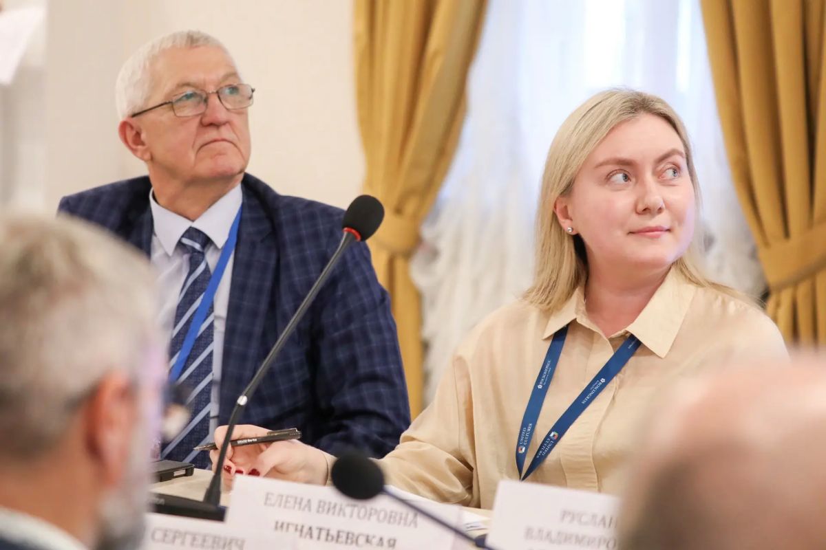 Департамент культуры Югры в партнерстве с Комитетом по культуре Санкт-Петербурга провел круглый стол на полях XII Санкт-Петербургского международного форума объединенных культур Департамент культуры Югры в партнерстве с Комитетом по культуре Санкт-Петербурга провел круглый стол на полях XII Санкт-Петербургского международного форума объединенных культур