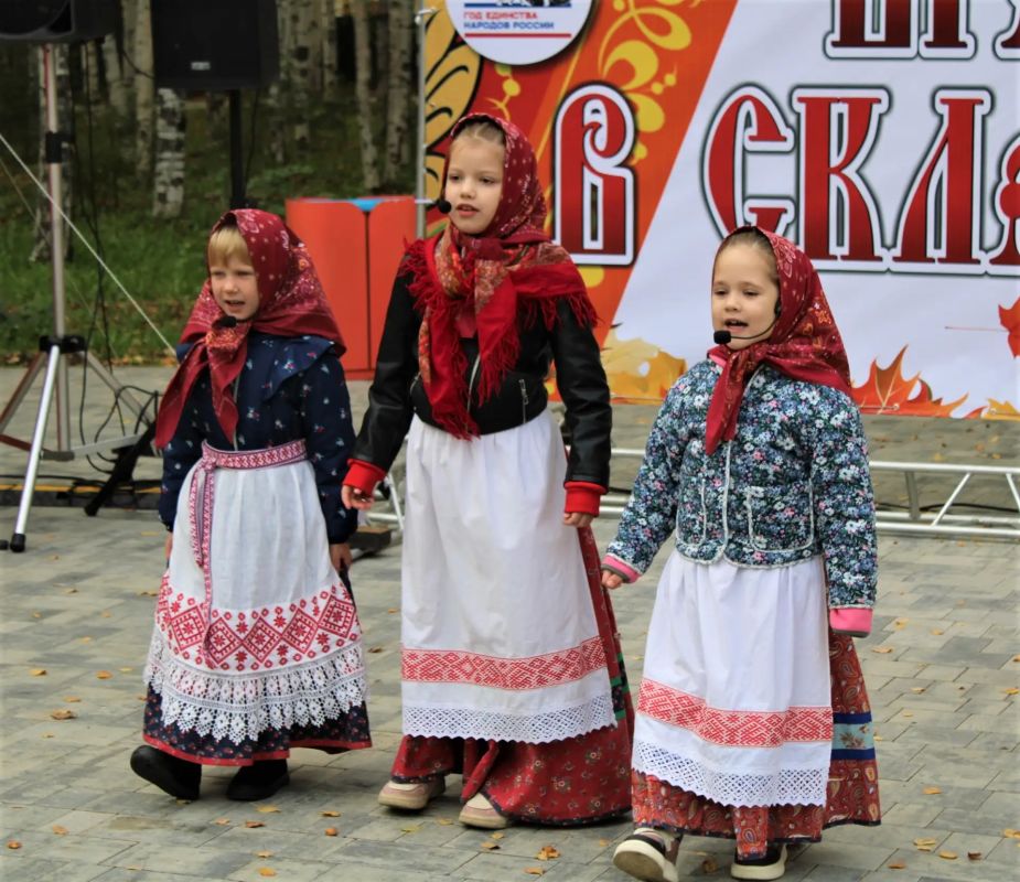 В городском парке прошел праздник «Братчина в складчину» - событие в рамках проекта «Единство в традициях», ставшего победителем грантового конкурса Президентского фонда культурных инициатив В городском парке прошел праздник «Братчина в складчину» - событие в рамках проекта «Единство в традициях», ставшего победителем грантового конкурса Президентского фонда культурных инициатив