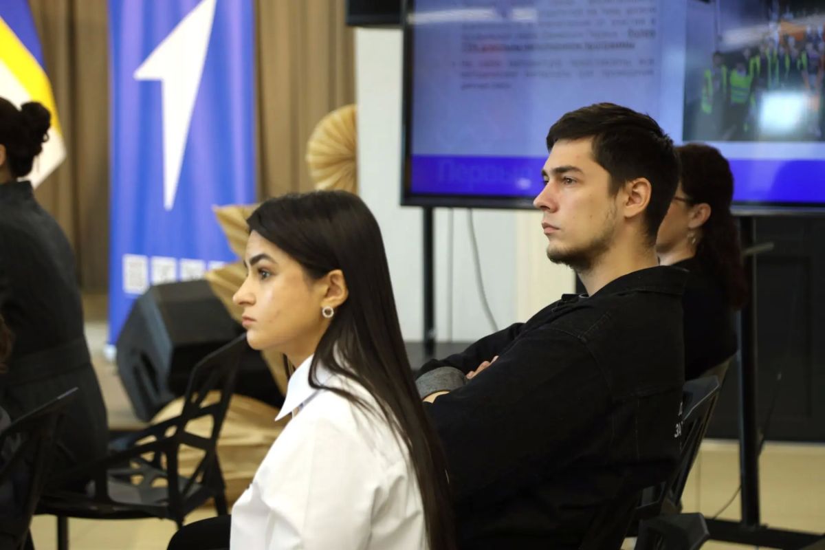 Дмитрий Кощенко: Вместе создаем будущее. Провел заседание Координационного совета по взаимодействию с Общероссийским движением детей и молодежи «Движение первых» Дмитрий Кощенко: Вместе создаем будущее. Провел заседание Координационного совета по взаимодействию с Общероссийским движением детей и молодежи «Движение первых»