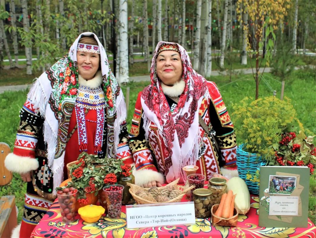 В городском парке прошел праздник «Братчина в складчину» - событие в рамках проекта «Единство в традициях», ставшего победителем грантового конкурса Президентского фонда культурных инициатив В городском парке прошел праздник «Братчина в складчину» - событие в рамках проекта «Единство в традициях», ставшего победителем грантового конкурса Президентского фонда культурных инициатив