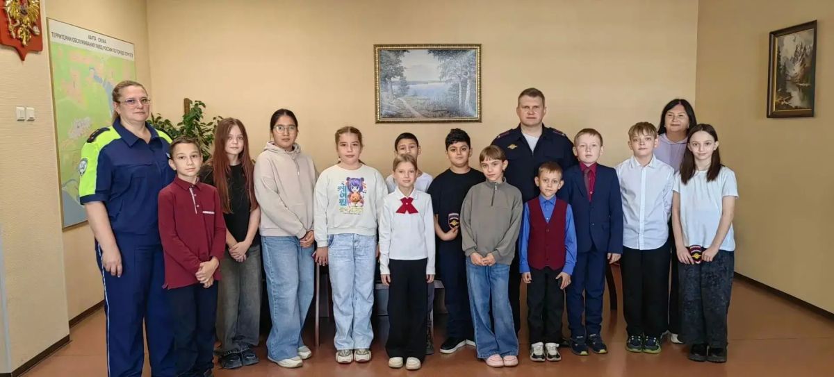 ЭКСКУРСИЯ В ГОСАВТОИНСПЕКЦИЮ ЭКСКУРСИЯ В ГОСАВТОИНСПЕКЦИЮ