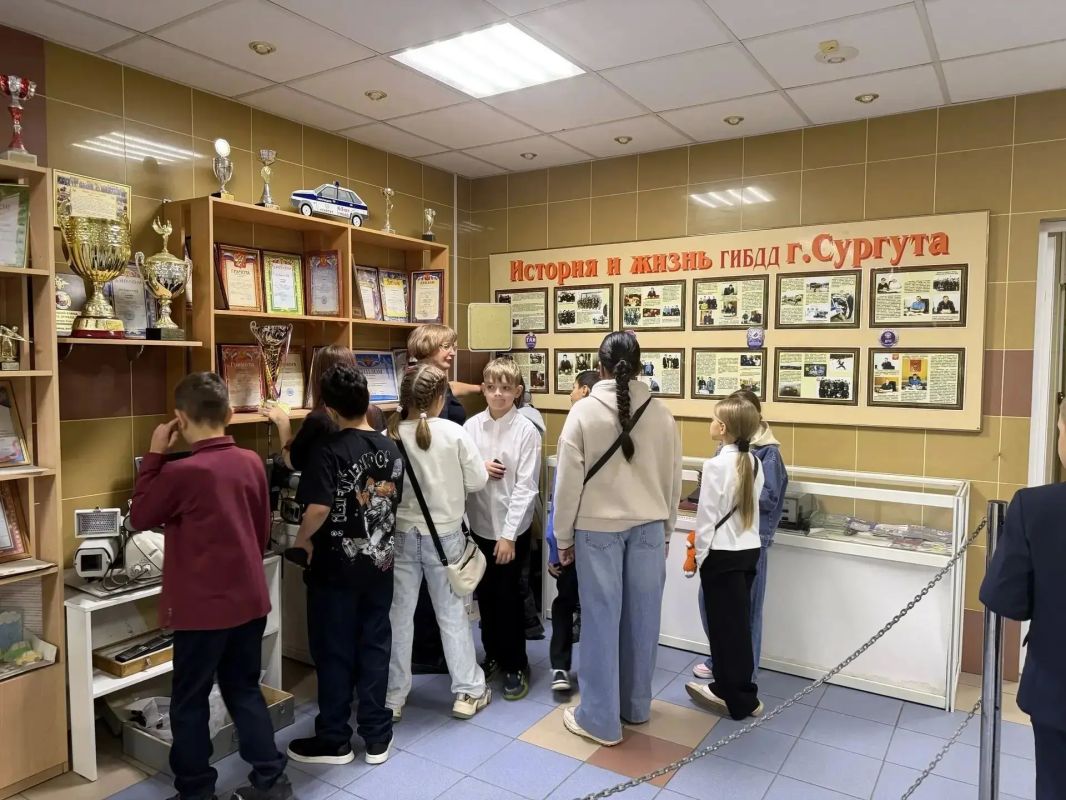 ЭКСКУРСИЯ В ГОСАВТОИНСПЕКЦИЮ ЭКСКУРСИЯ В ГОСАВТОИНСПЕКЦИЮ