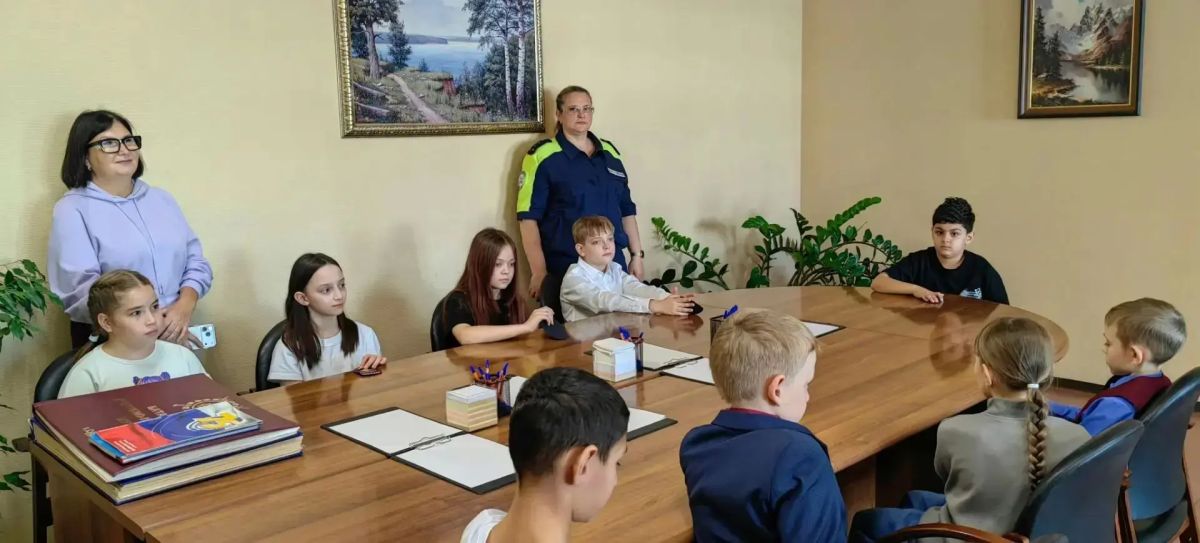 ЭКСКУРСИЯ В ГОСАВТОИНСПЕКЦИЮ ЭКСКУРСИЯ В ГОСАВТОИНСПЕКЦИЮ