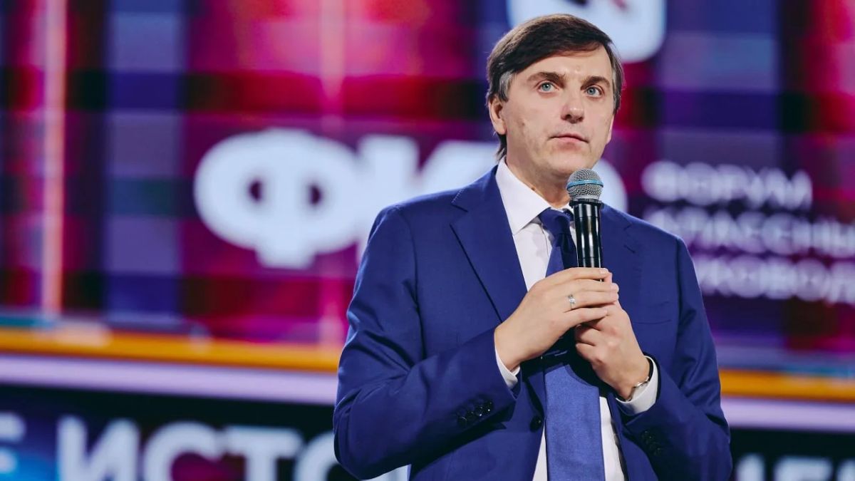 Педагоги Югры приняли участие во всероссийских форумах классных руководителей и директоров школ Педагоги Югры приняли участие во всероссийских форумах классных руководителей и директоров школ