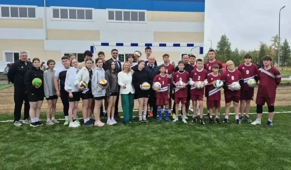 Спорт с культурным кодом. В посёлке Сосновка Белоярского района появилось уникальное пространство - площадка «Медвежья пята» Спорт с культурным кодом. В посёлке Сосновка Белоярского района появилось уникальное пространство - площадка «Медвежья пята»